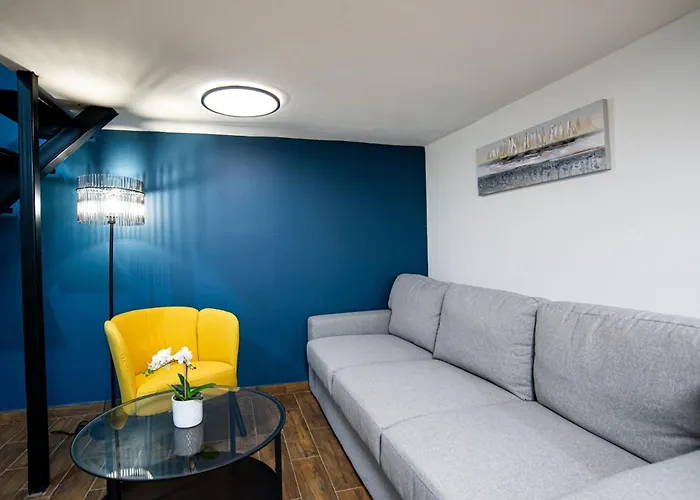 Apartment M&s - Entire In The Center Of