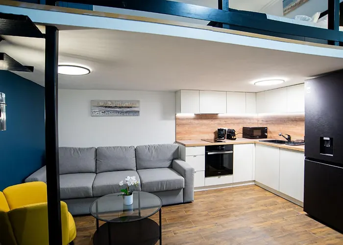 Apartment M&s - Entire In The Center Of